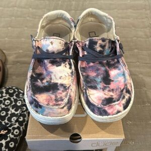 Hey Dude Tye Dye Wendy